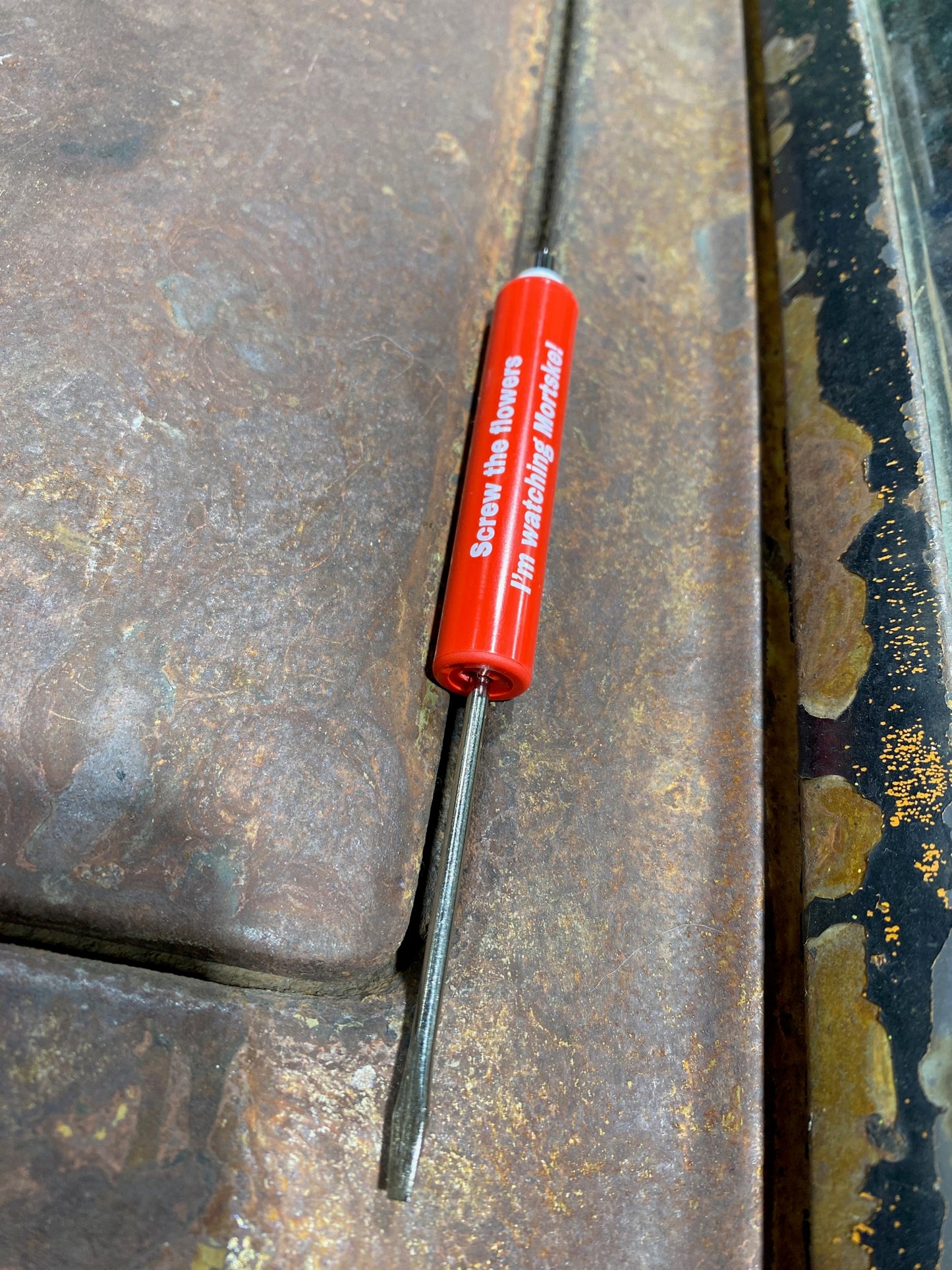 Magnetic Pocket Screwdriver