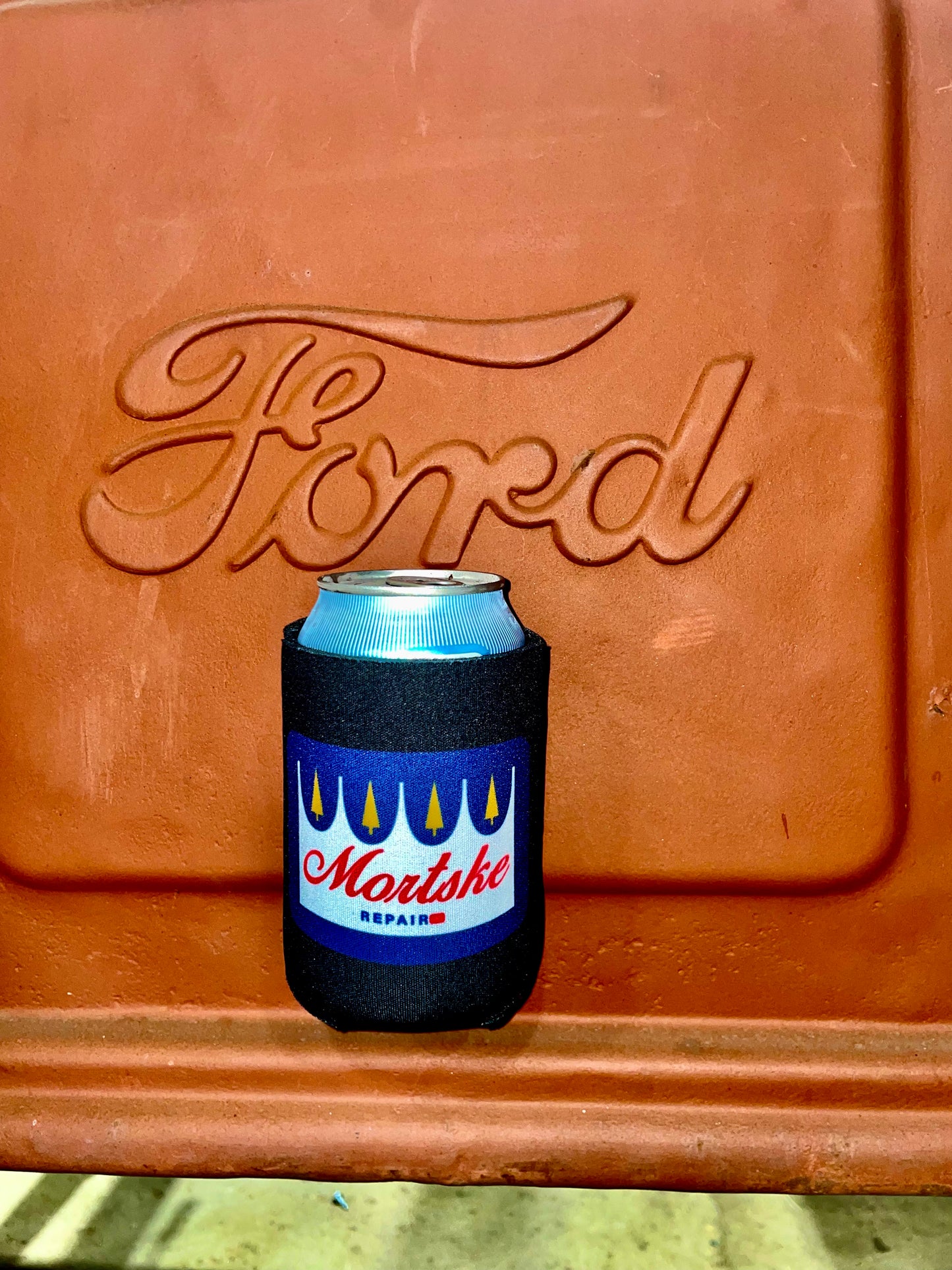 Mortske Repair Magnetic Sammich' Coozie